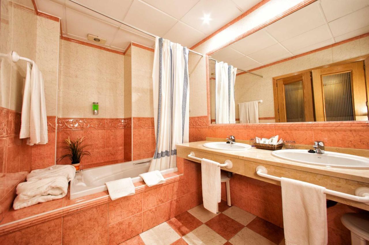 Hotel Torrepalma Alcalá la Real Kamer foto